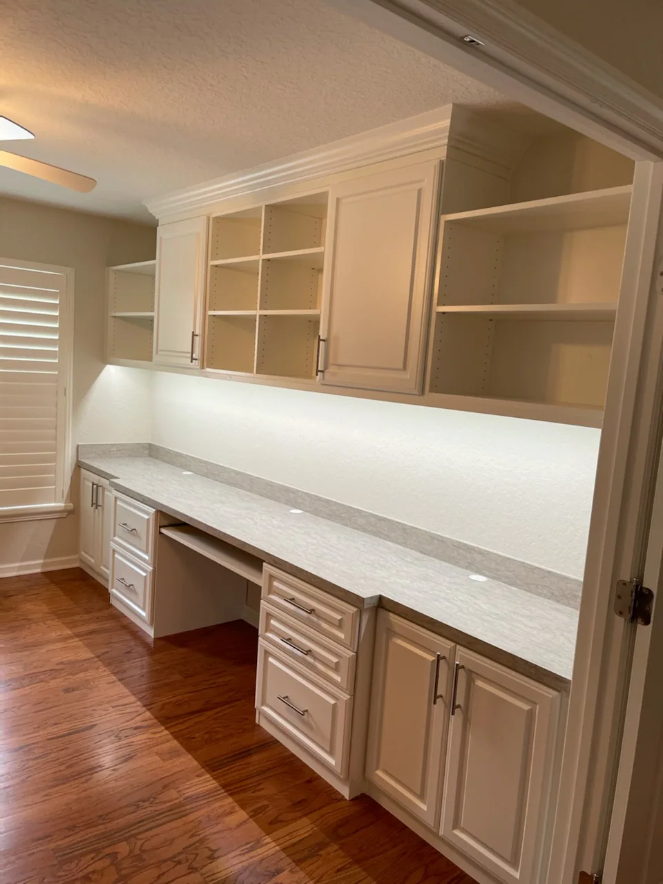Home Offices & Wall Beds project 20 by The Closet Monkey